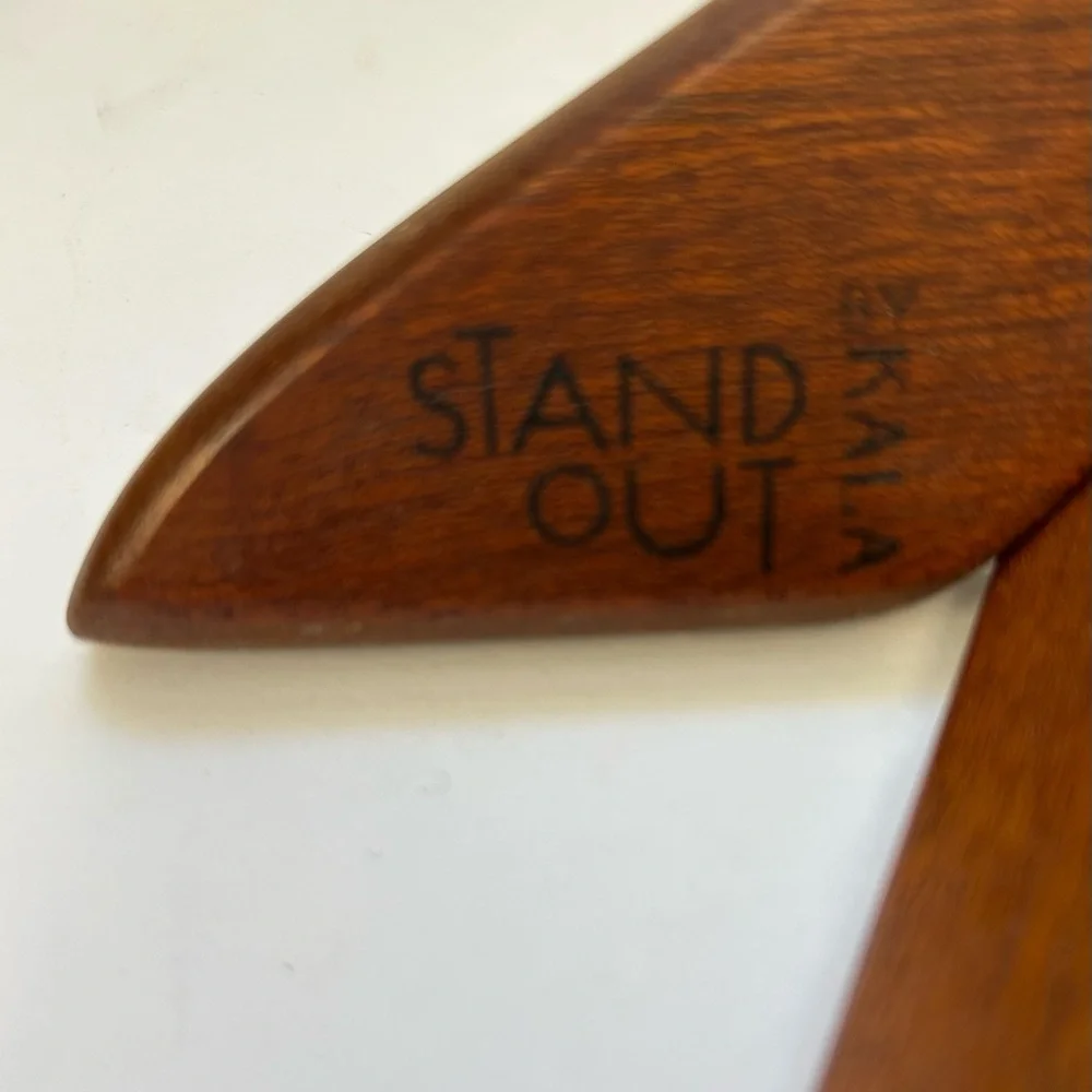 Kala Stand Out Foam Mahogany Ukulele Stand/set of 2 / both beautiful